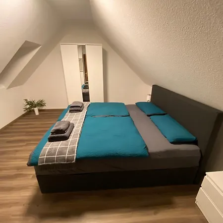 Am Kaibach - Kueche - Balkon - Bad Apartment